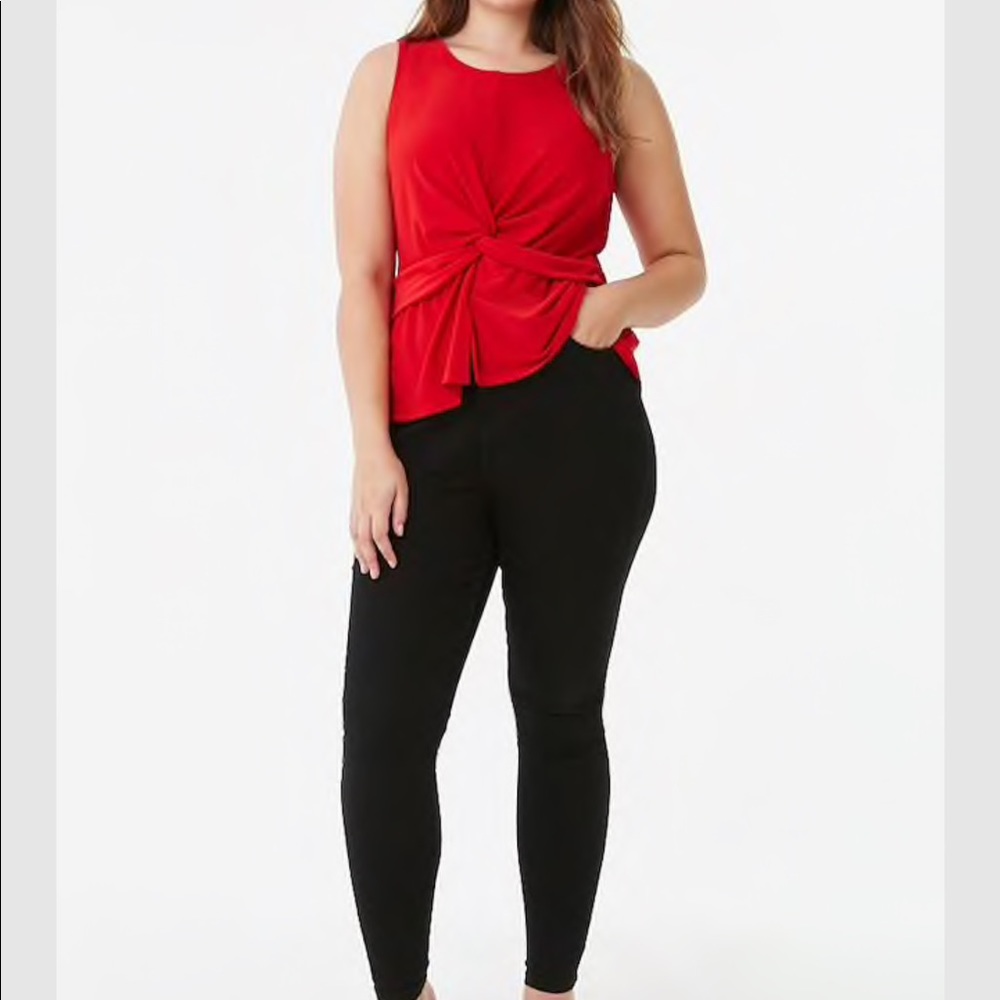 Plus size sleeveless twist front top